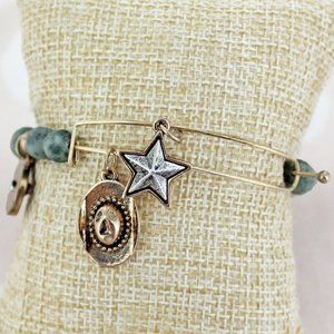 GOLDTONE COWBOY HAT & STAR CHARM EMERALD SEMI-PRECIOUS STONE BRACELET
